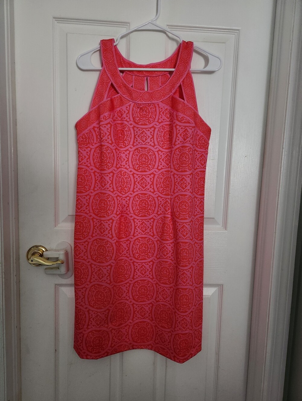 Gretchen Scott Designs Coral-Pink Sleeveless Medallion Shift Dress Jersey Isosce